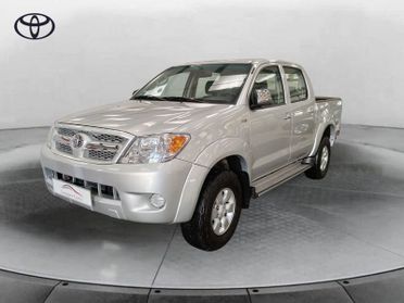 Toyota Hilux Hilux 2.5 D-4D 4WD 4p. Double Cab DLX