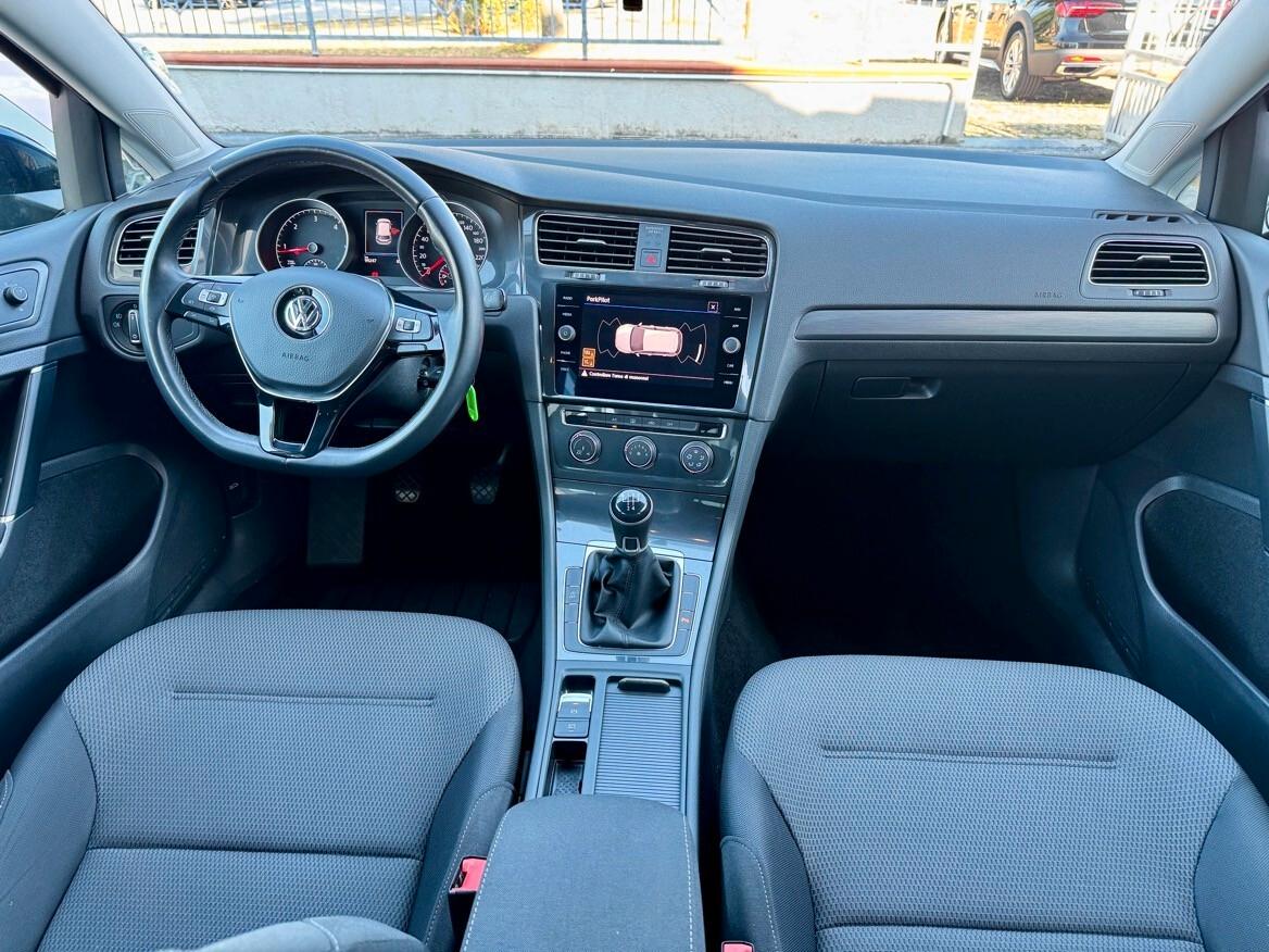 Volkswagen Golf 1.6 TDI 115 CV 5p. Business BlueMotion Technology