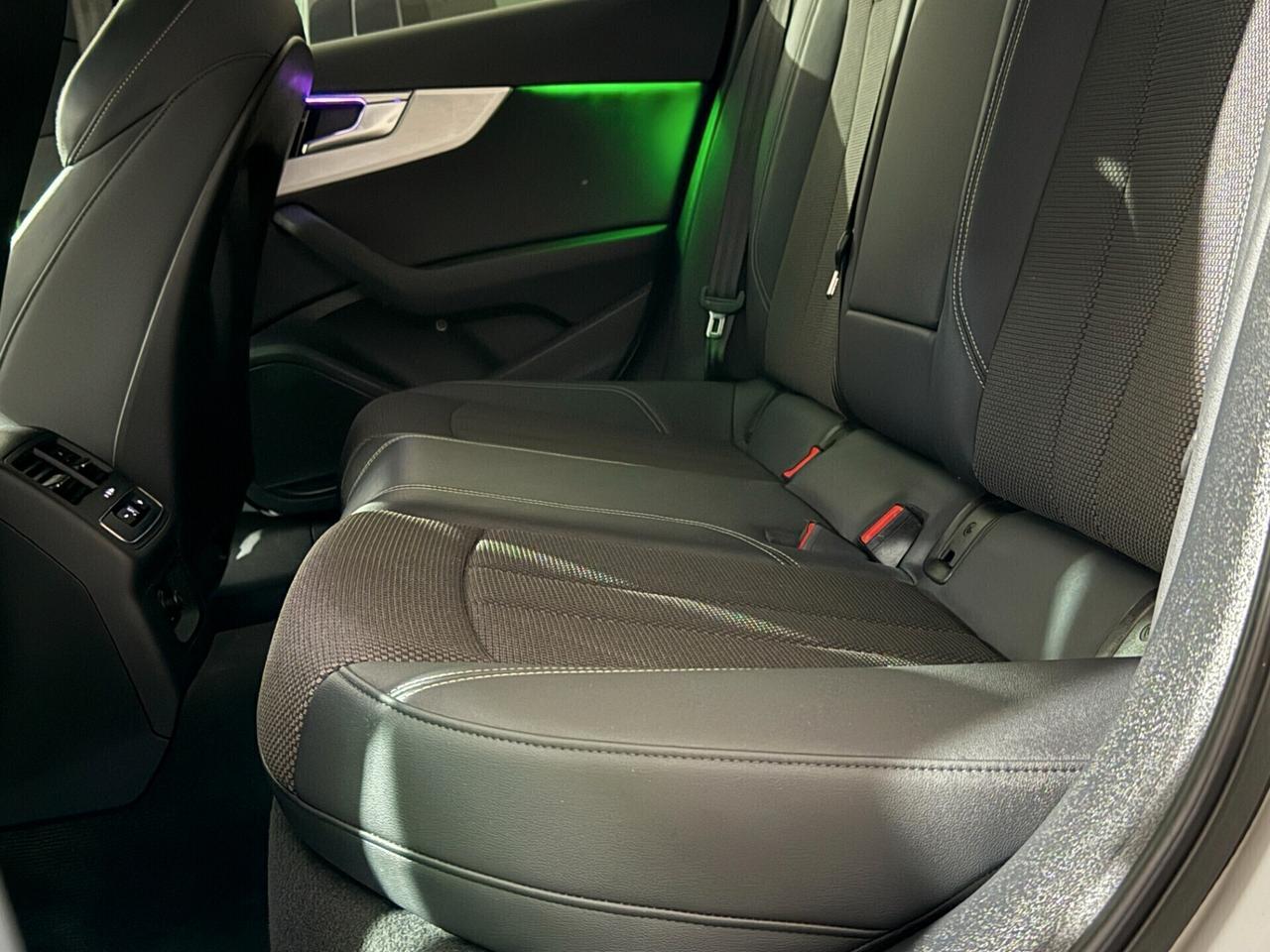 Audi A4 Avant 40 TDI quattro S tronic line edition