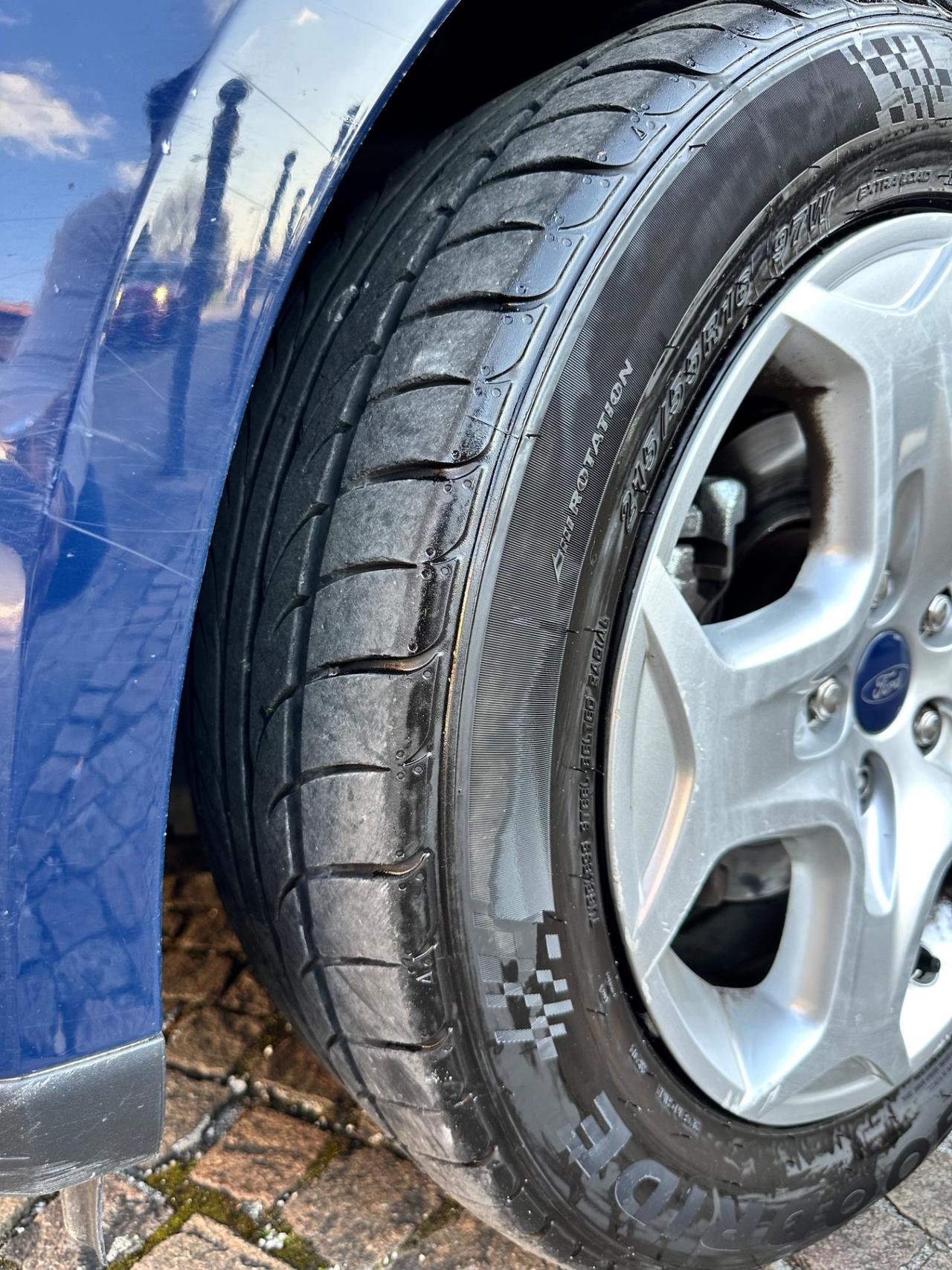 Ford Focus 1.6TDCi 95 CV Titanium -Neopatentati