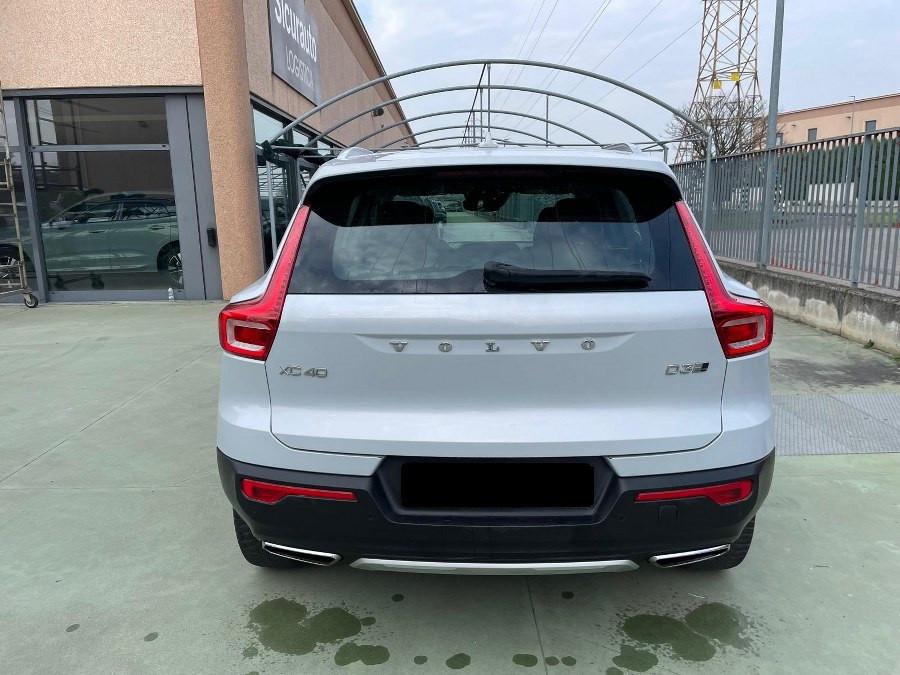 VOLVO Xc40 SOLO PER COMMERCIANTI AUTO SENZA GARANZIA