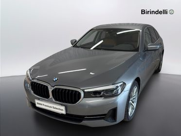 BMW Serie 5(G30/31/F90) - 520d 48V xDrive Business
