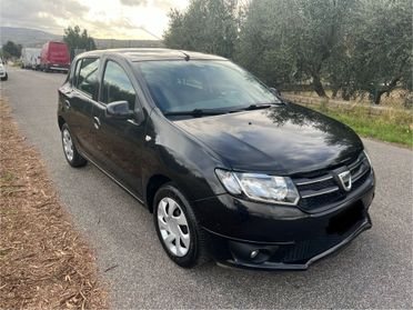 Dacia Sandero 1.2 16V GPL 75CV