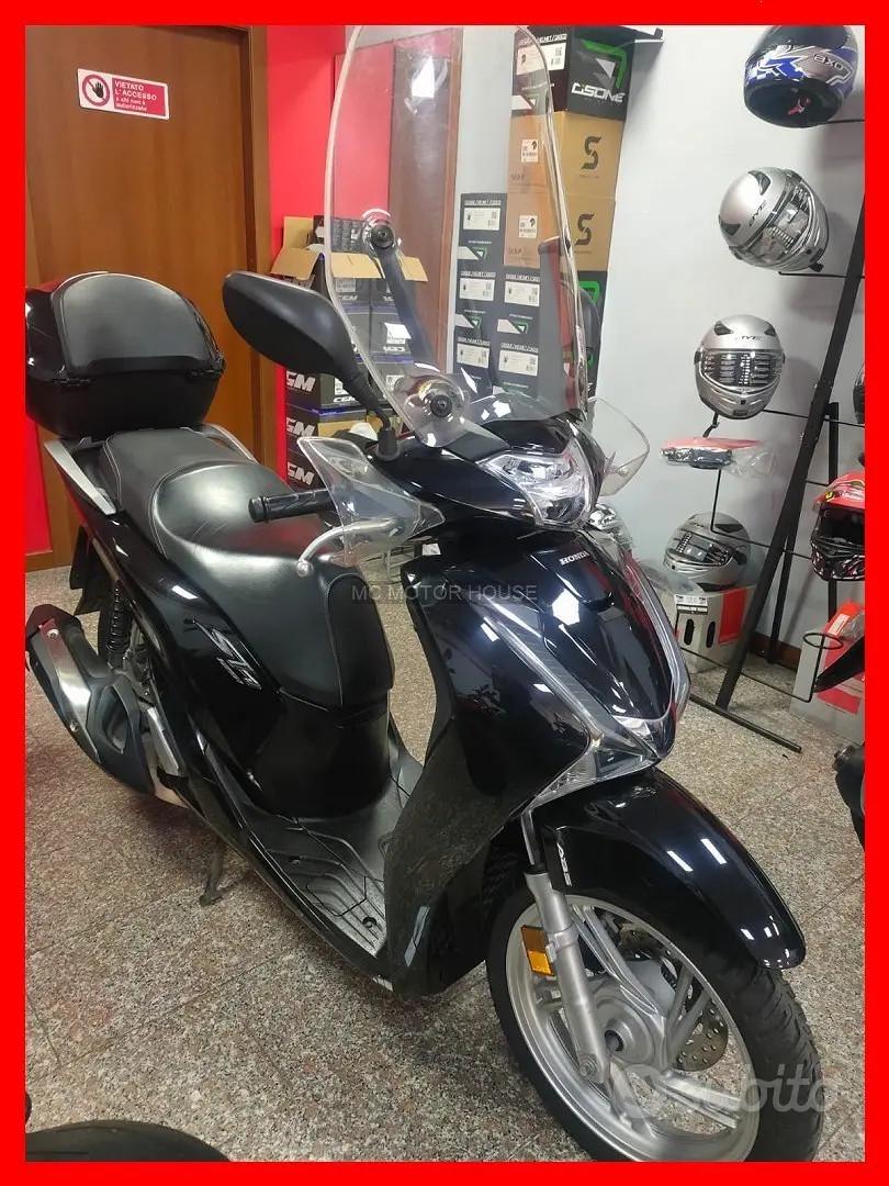 Honda sh 125+0maggi0 casco+rate no busta+patente b