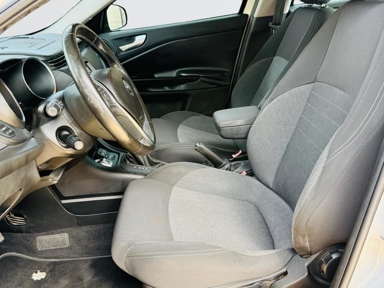 Alfa Romeo Giulietta 1.6 MTJ AUTOMATICA 120 CV Super*RESTYLING*NEOPATENTATI*