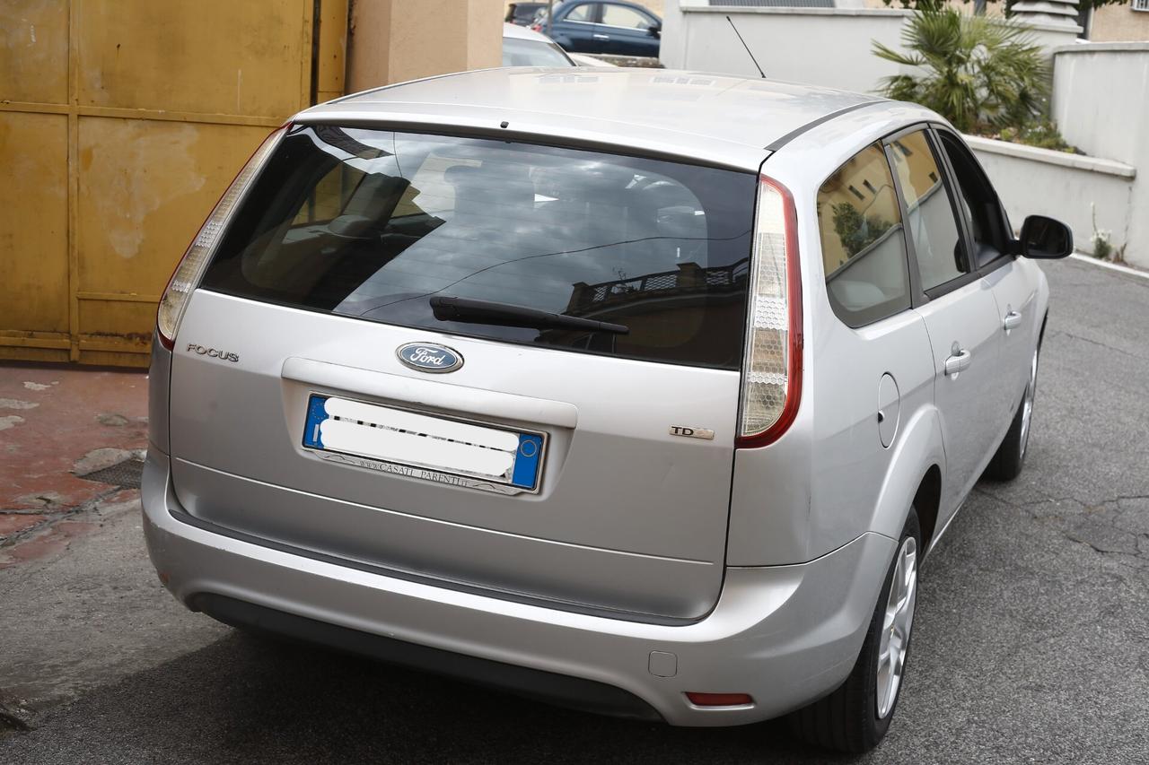 Ford Focus 1.6 TDCi (110CV) 5p. Tit. DPF