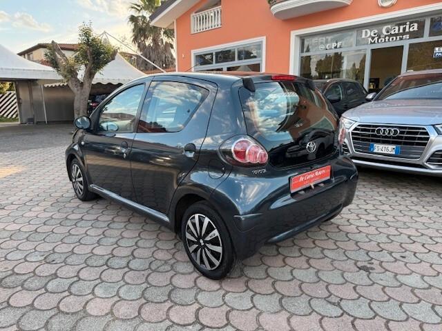 Toyota Aygo 1.0 VVT-i 68CV 5 porte Active - 2013