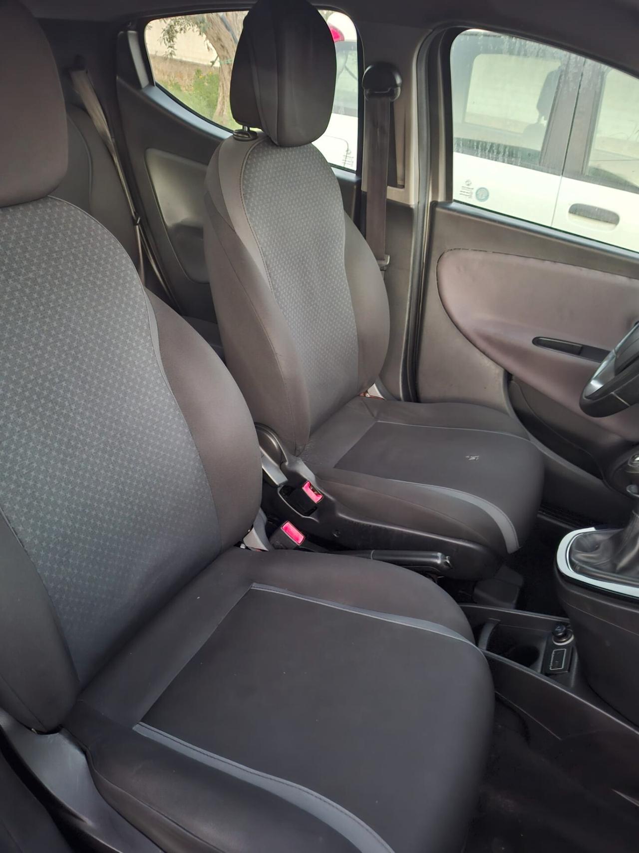 Lancia Ypsilon 1.2 69 CV 5 porte GPL Ecochic Mya