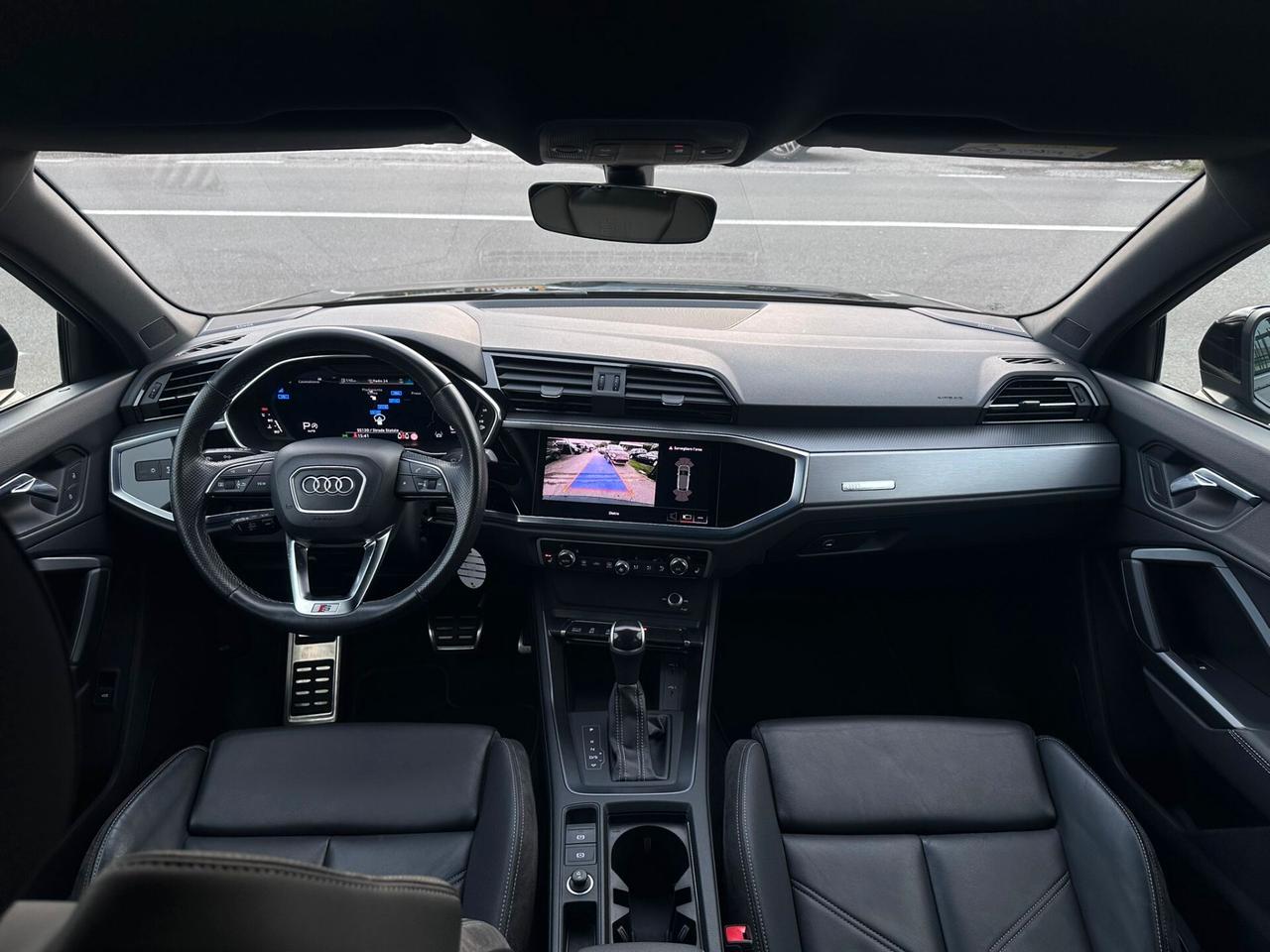 Audi Q3 35 TDI S tronic line edition