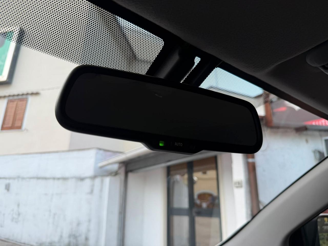 Toyota iQ 1.0 68 Cv Keyless - Cerchi in lega - Comandi