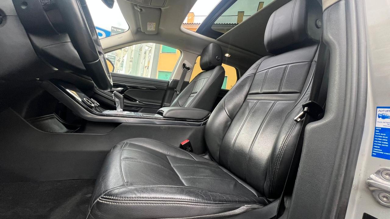 Land Rover Range Evoque 2.0D 150 CV AWD Auto SE TETTO APRIBILE