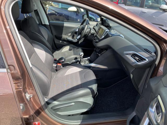 PEUGEOT 2008 1° serie 1.6 e-HDi 115 CV Stop&Start Allure
