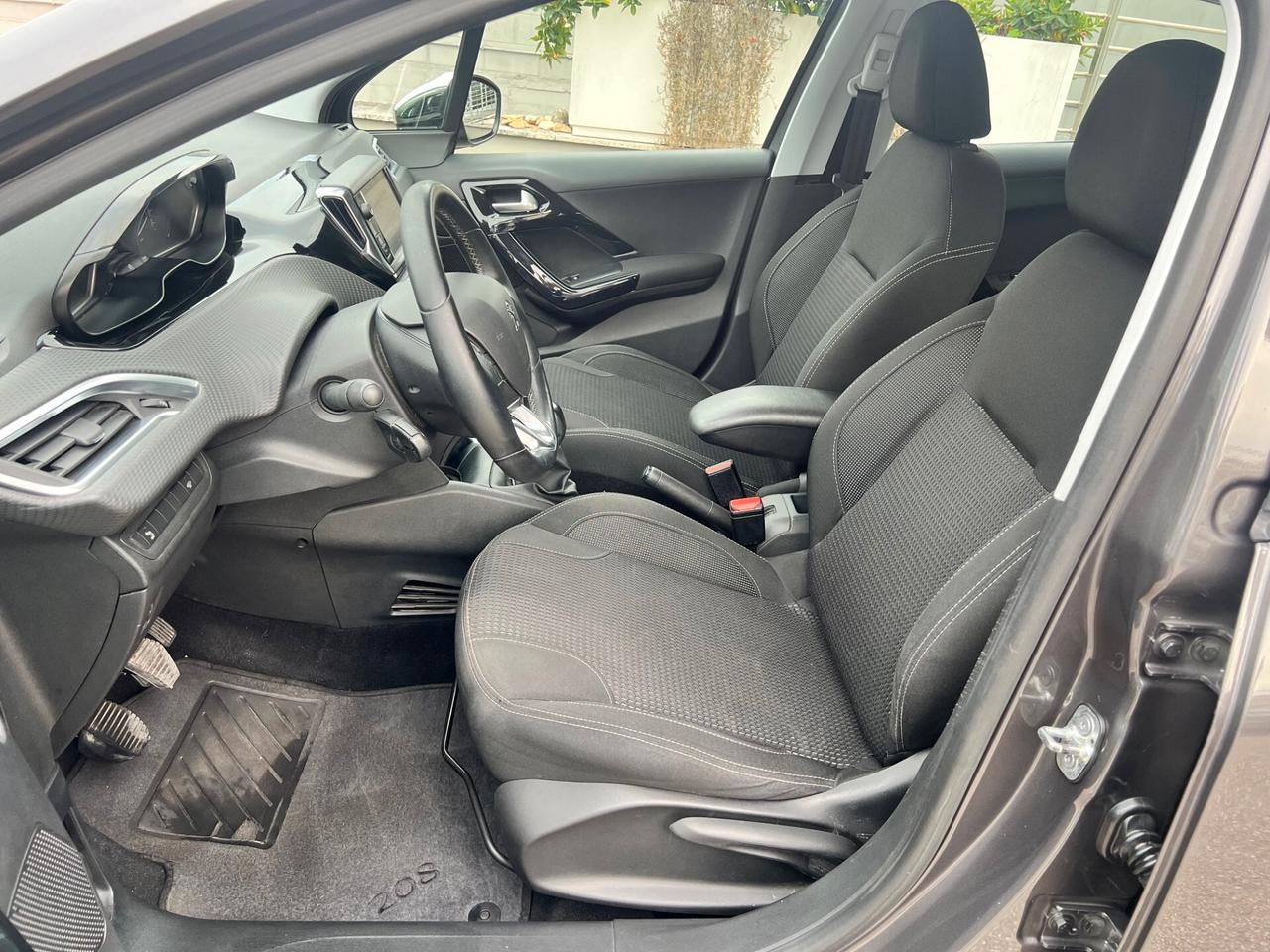 Peugeot 208 5pt 1.6 bluehdi 75cv Allure OK NEOPAT. NAVI/CAMERA