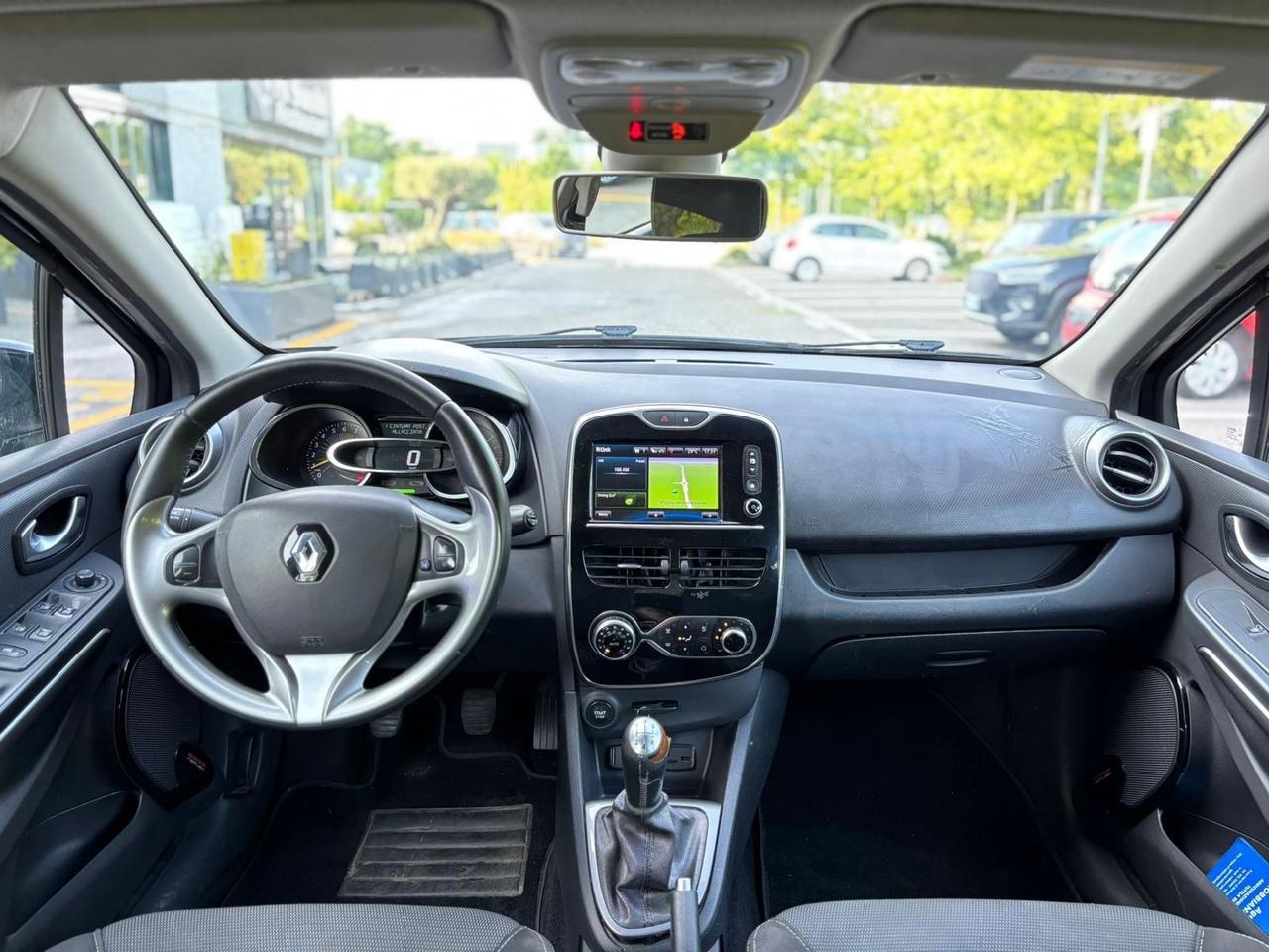 Renault Clio 1.2 75 CV 5 porte Duel