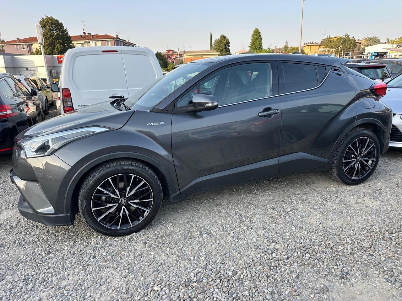 Toyota C-HR 1.8 Hybrid E-CVT Lime Beat Special Edition