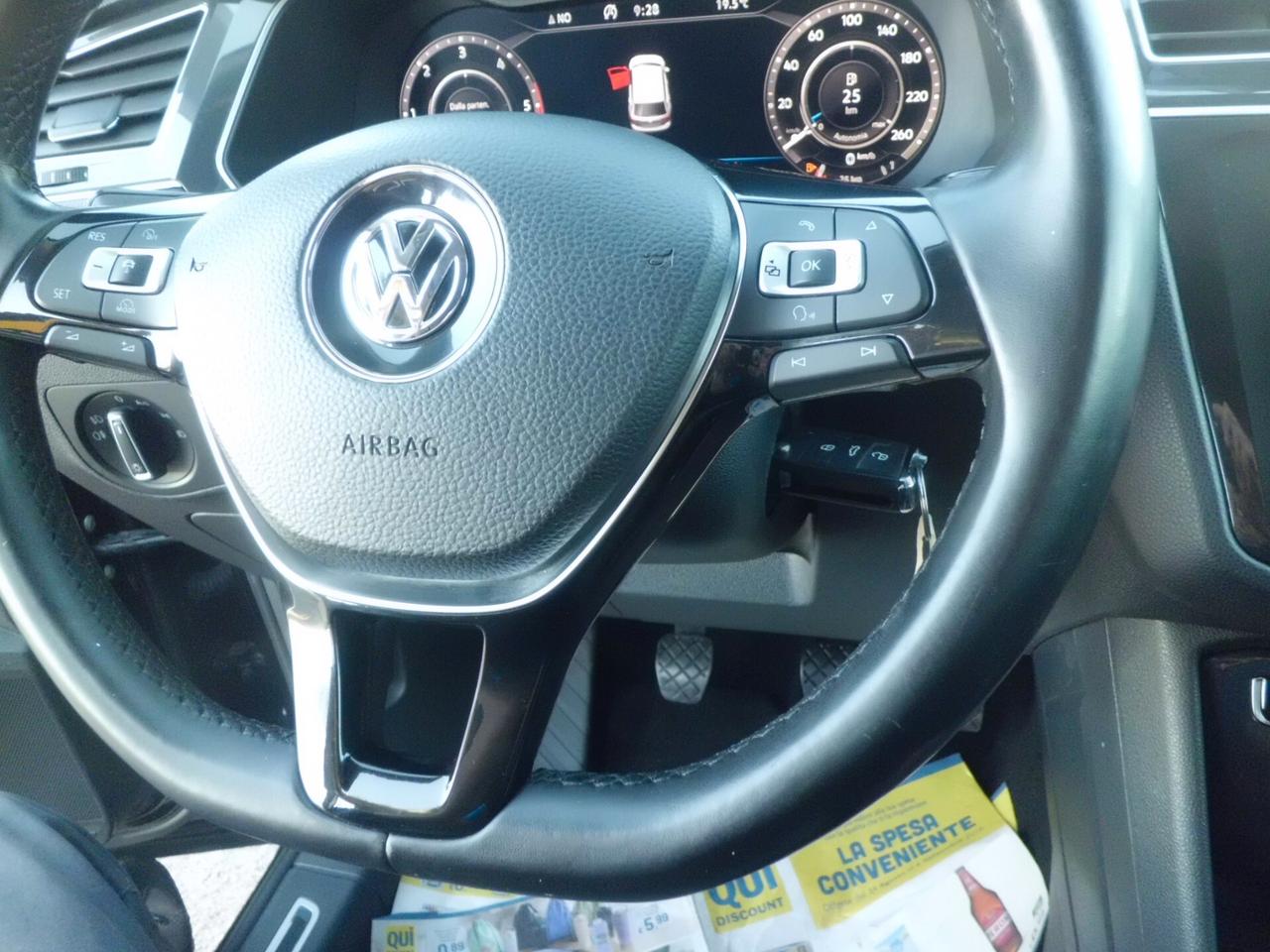 Volkswagen Tiguan 1.6 TDI R-LINE -FULL