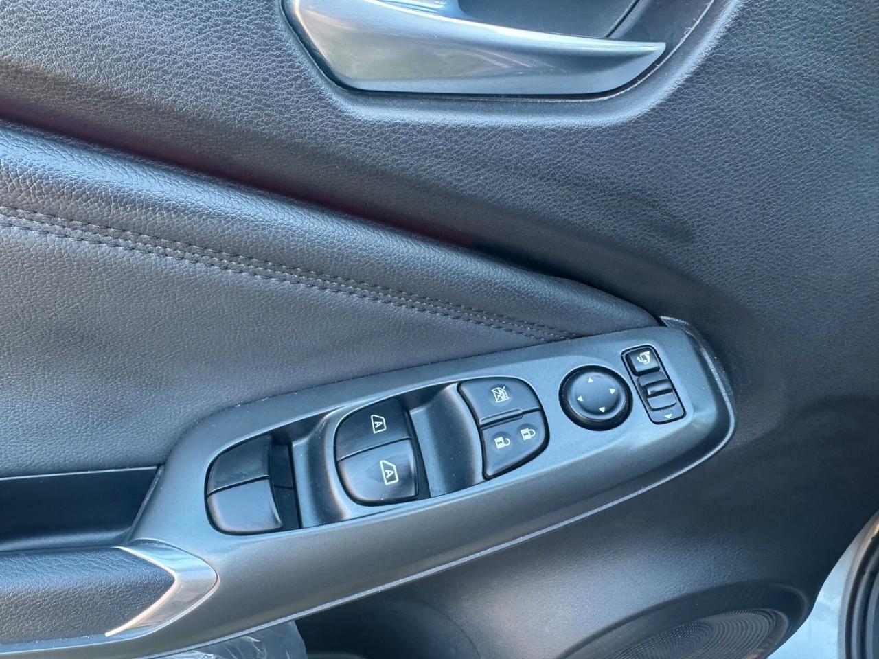 NISSAN JUKE 1.0cc DIG-T 114cv N-CONNECTA