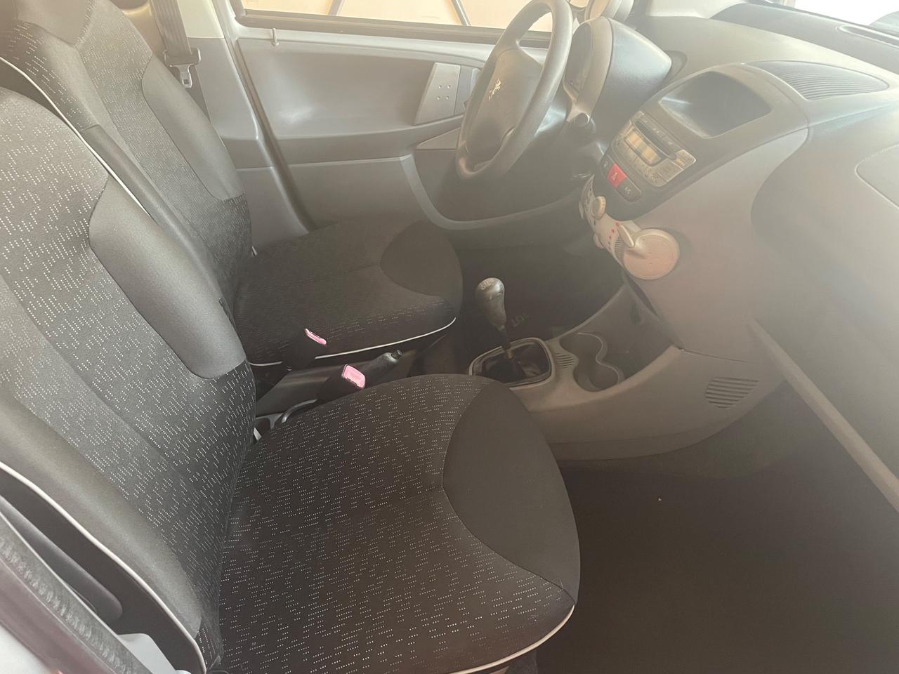 Peugeot 107 1.0 68CV 5p. Desir