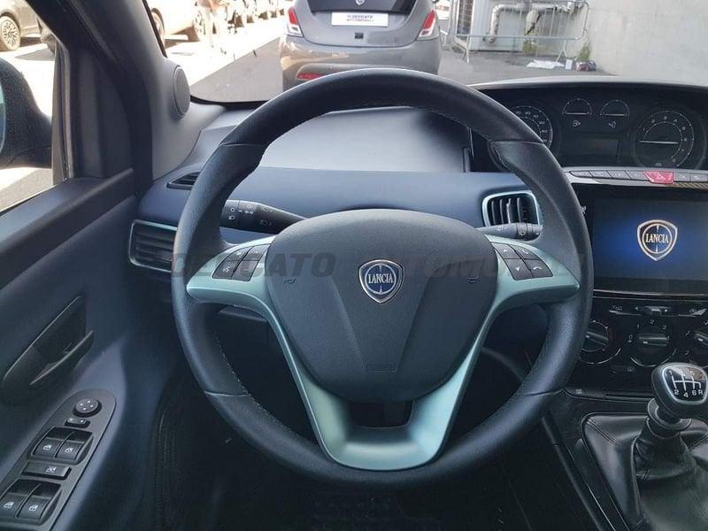 Lancia Ypsilon Ypsilon 1.0 firefly hybrid Platino s&s 70cv