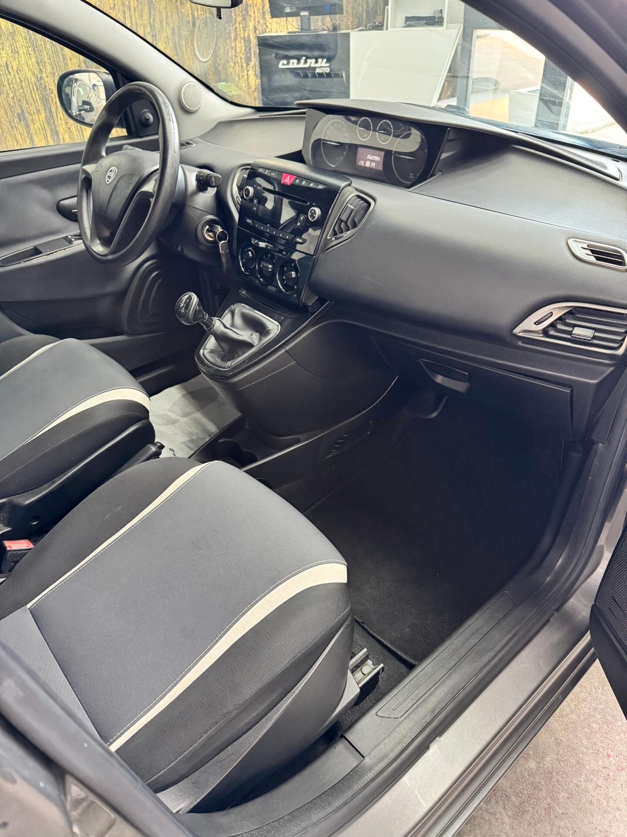 Lancia Ypsilon 1.3 MJT 16V 95 CV 5 porte S&S Gold