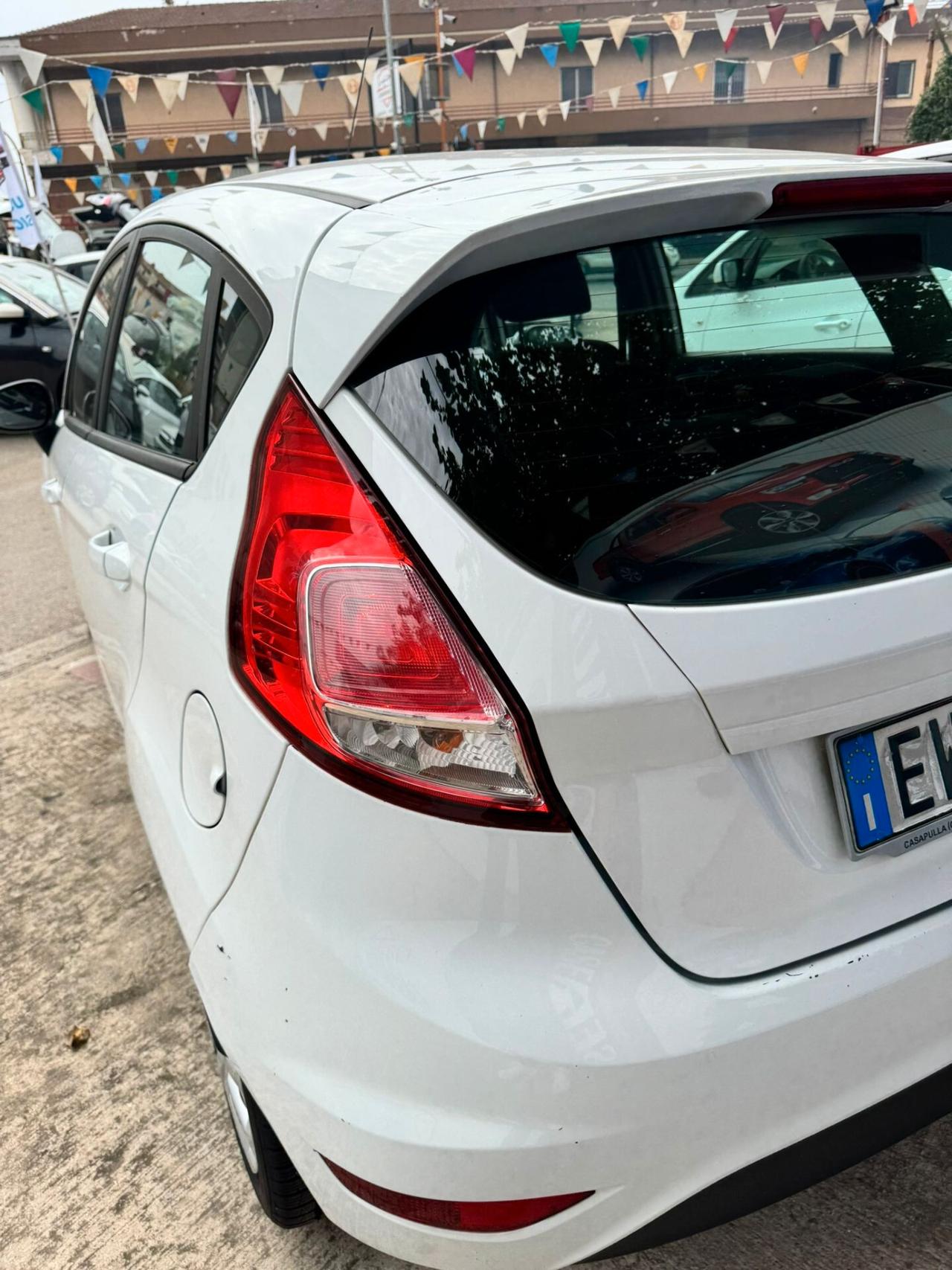 Ford Fiesta 1.5 TDCi 75CV 5 porte Titanium