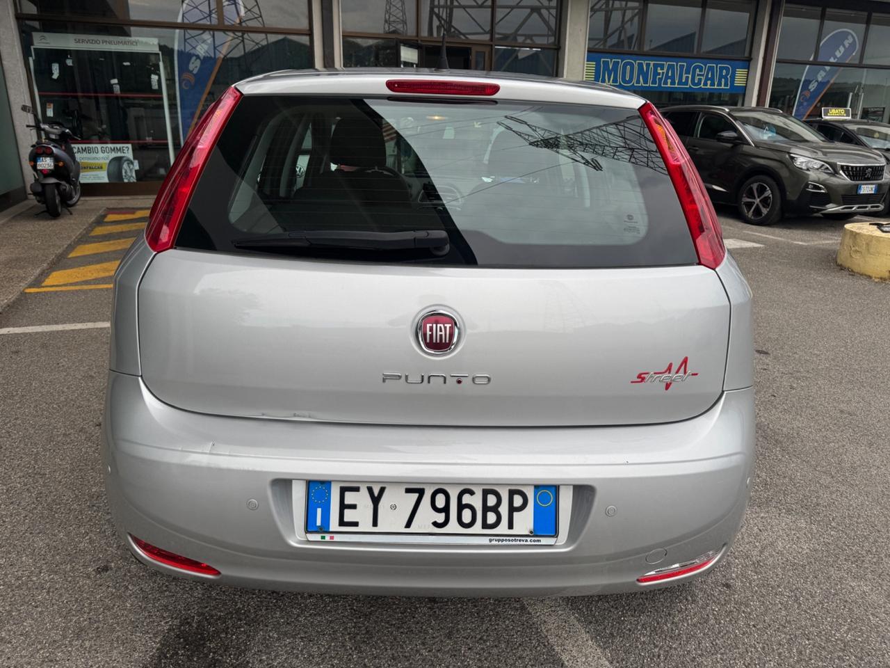 Fiat Punto 1.3 MJT 75 CV 5 porte Street