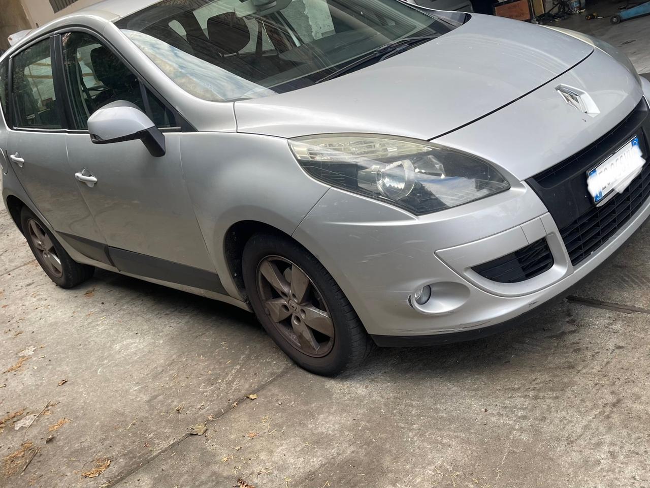 Renault Scenic Scénic X-Mod 1.5 dCi 110CV Dynamique