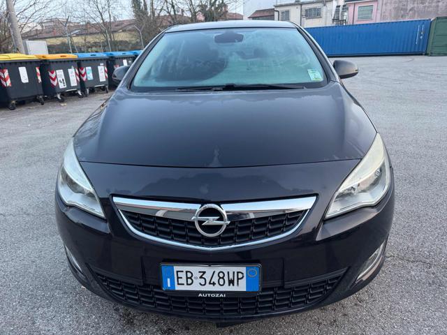 OPEL Astra 1.7 CDTI 110CV 5p Cosmo senza lavoro da fare