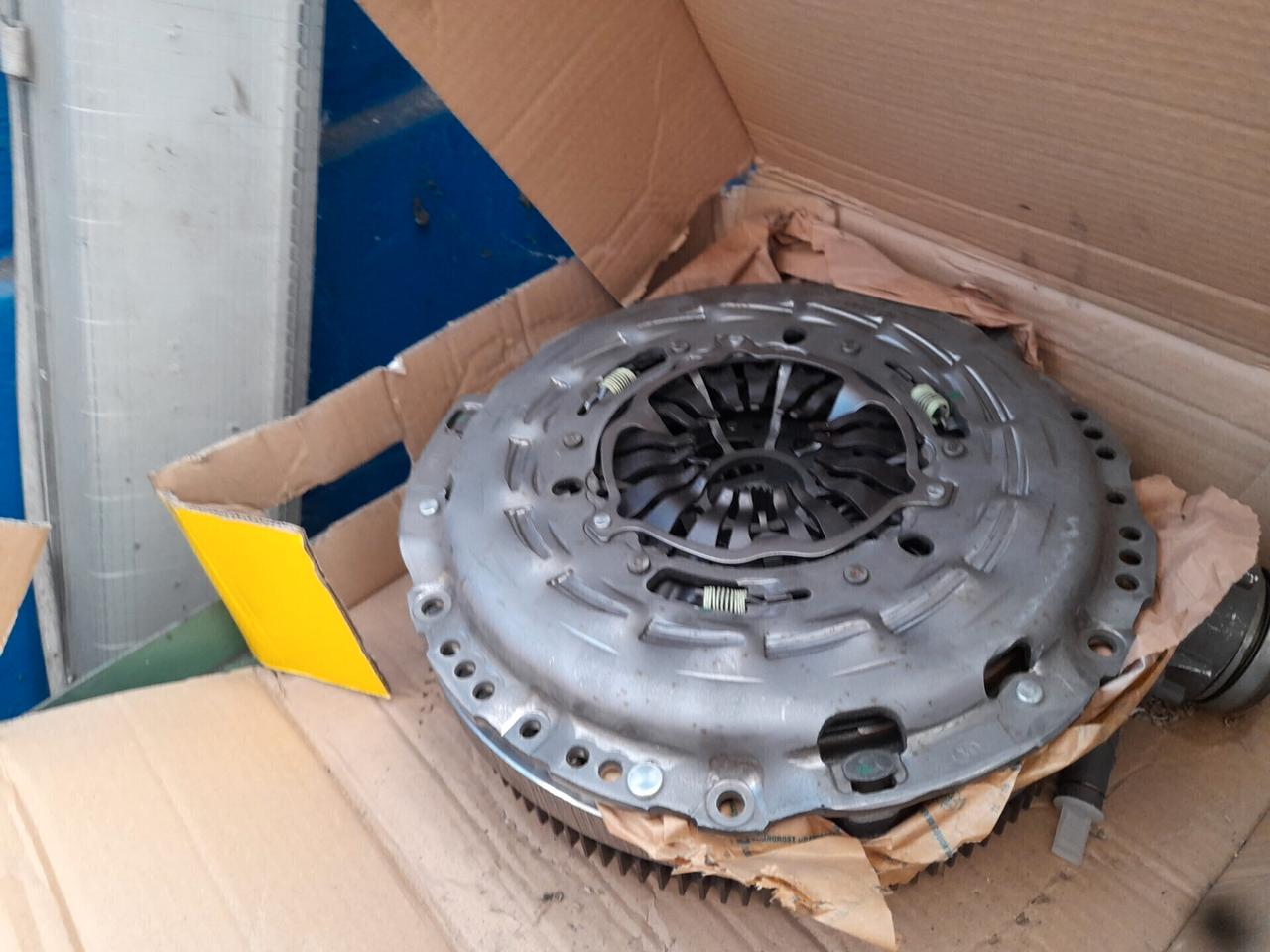 Ford F 250 F-250 XLT PICK UP