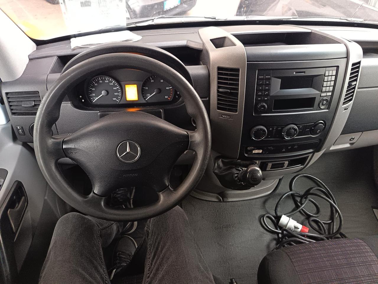 Mercedes Benz