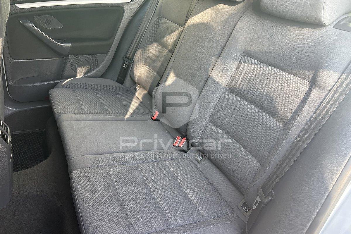 VOLKSWAGEN Golf 1.6 16V FSI 5p. Comfortline