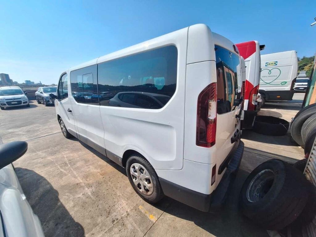 Renault Trafic 2.0 Ci 110CV PC-TN Authentic 9 POSTI LONG