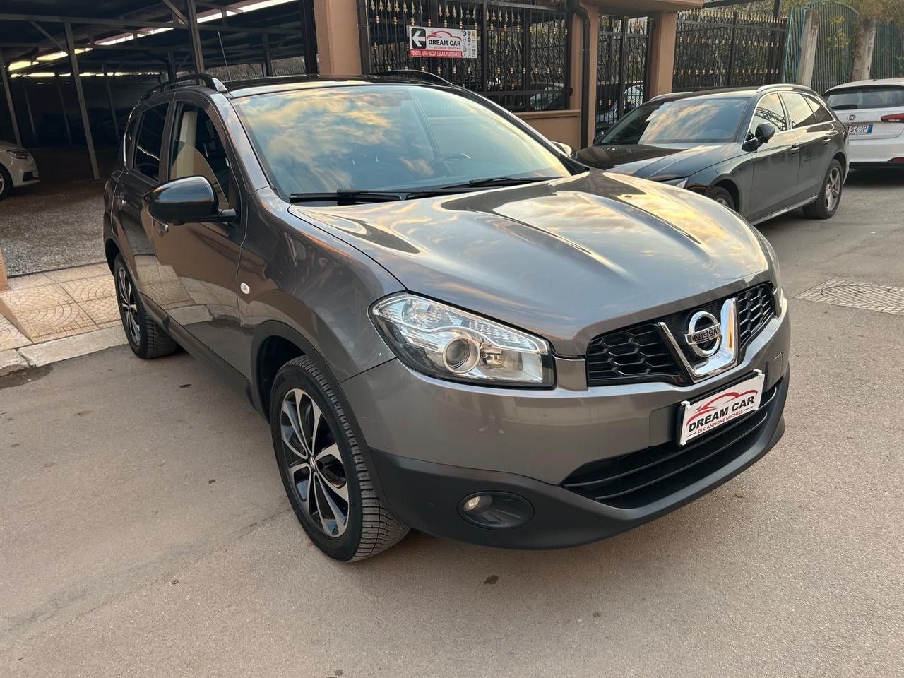 Nissan Qashqai 1.5 dCi DPF Tekna 360 TETTO NAVI