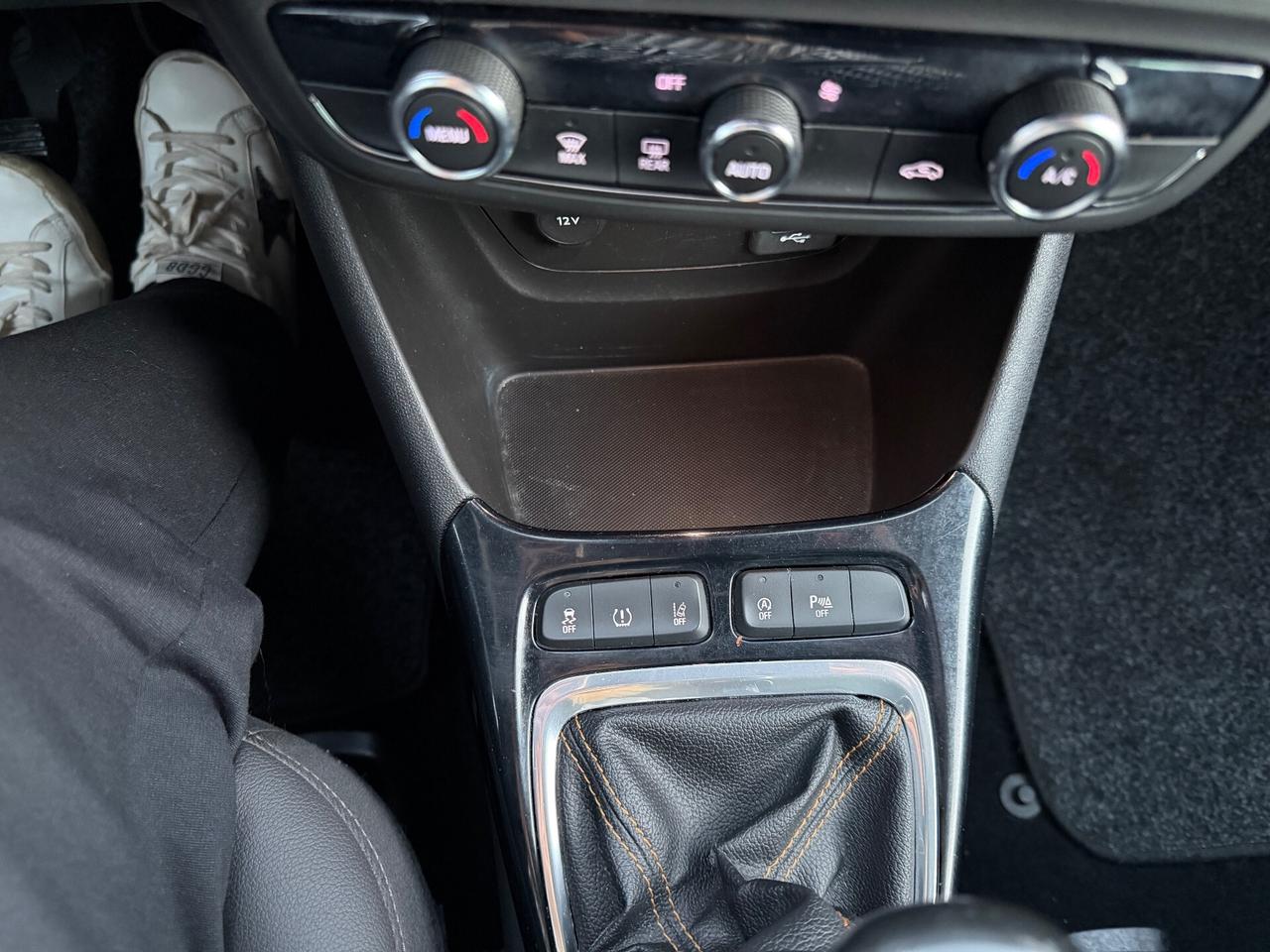 Opel Crossland X 1.6 Tdi 120 CV Solo 89000 Km