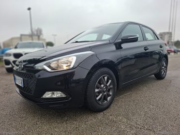 HYUNDAI i20 1.2 84 CV 5p. Econext Comfort