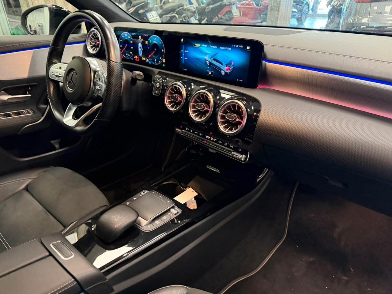 Mercedes-benz A 180 d Automatic Premium