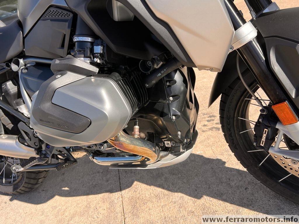 Bmw R 1250 GS triple black solo 2.000 km a 199 euro al mese