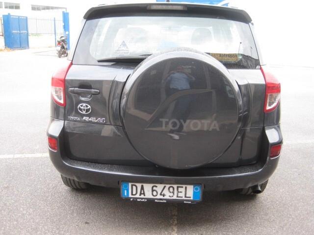 Toyota RAV 4 RAV4 2.2 D-4D 136 CV Sol