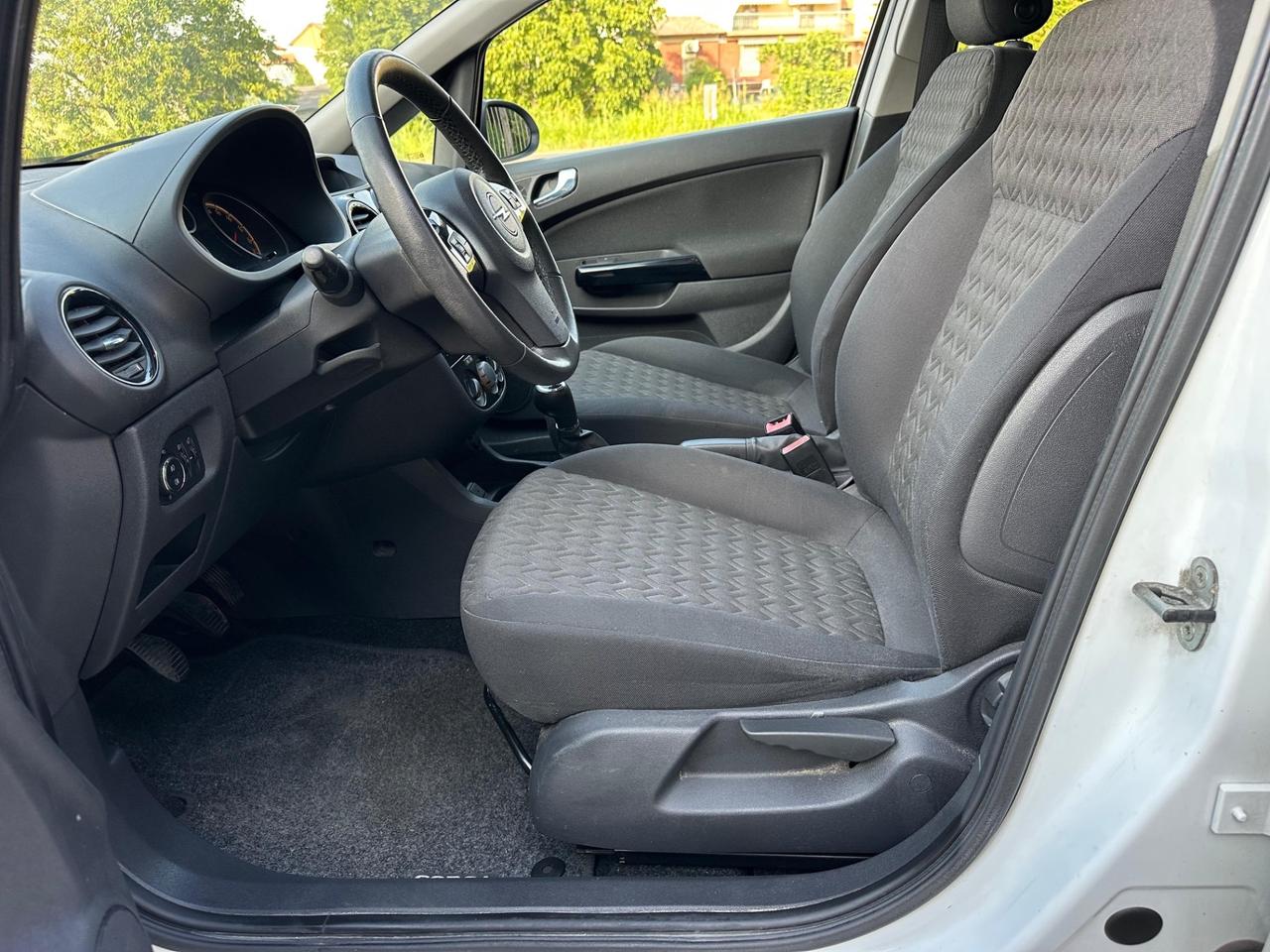 Opel Corsa 1.2 85CV 5 porte GPL-TECH Edition