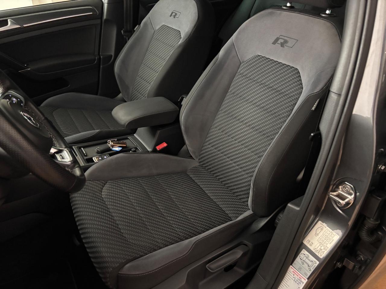 Volkswagen Golf 7.5 1.6 TDI 115 CV 5p. R-line BlueMotion Technology