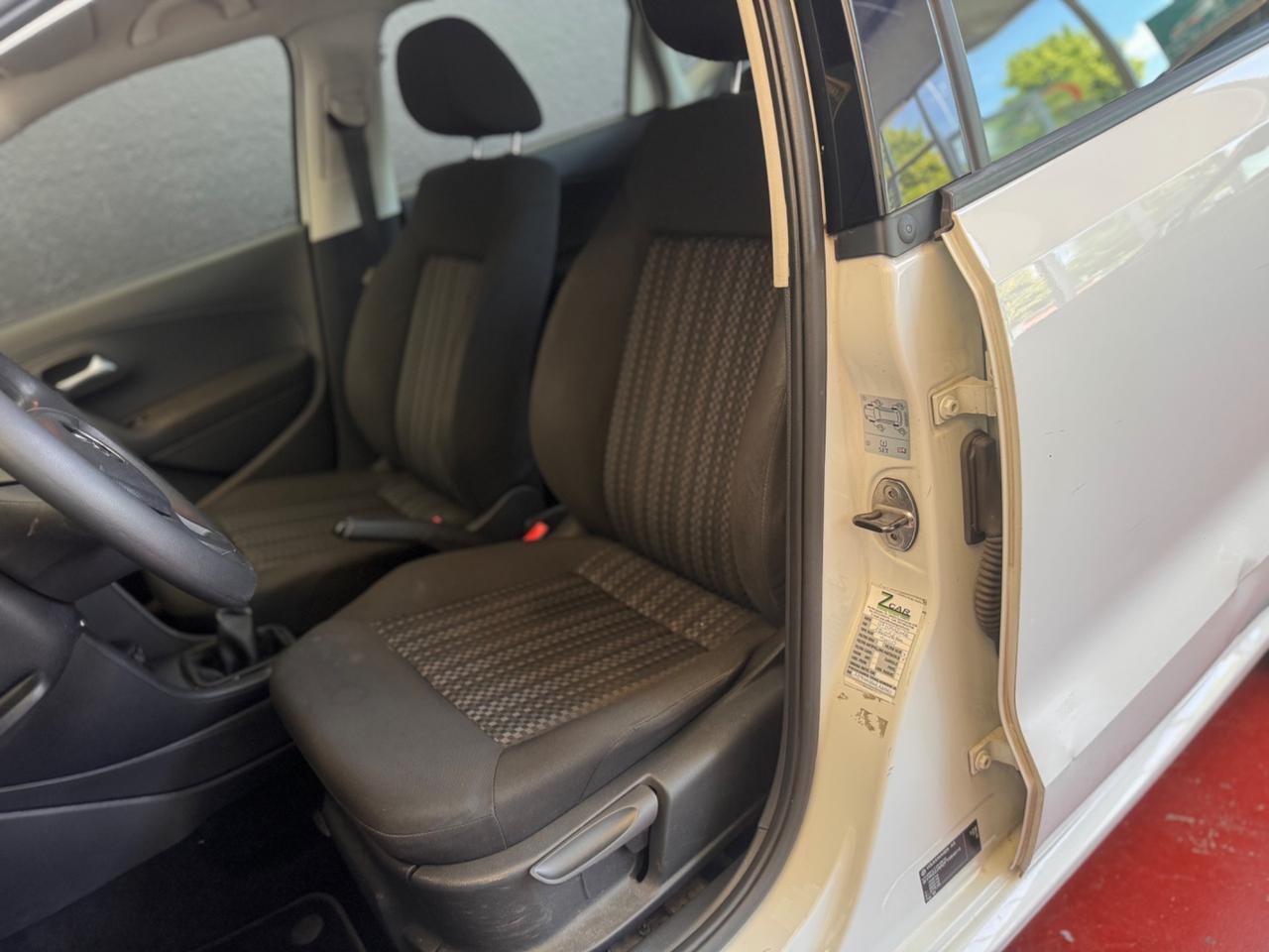Volkswagen Polo OK NEOPATENTATI