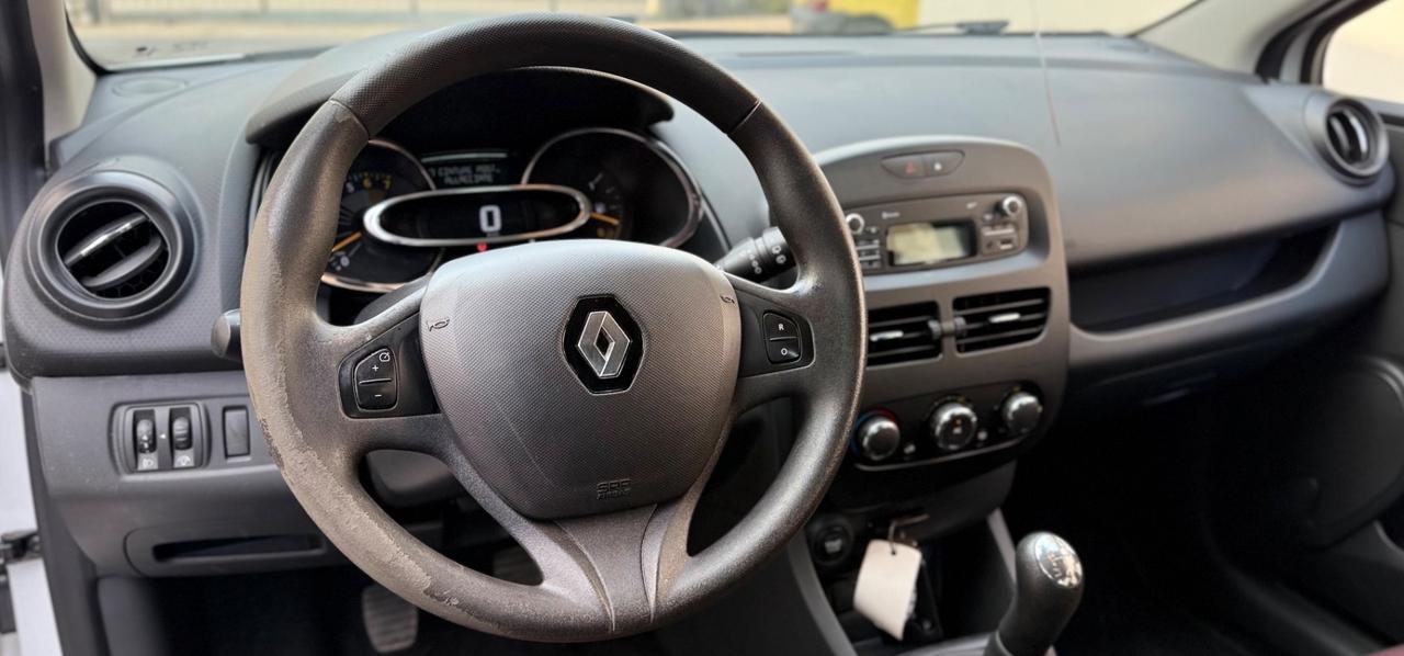 Renault Clio 1.2 metano 75 cv