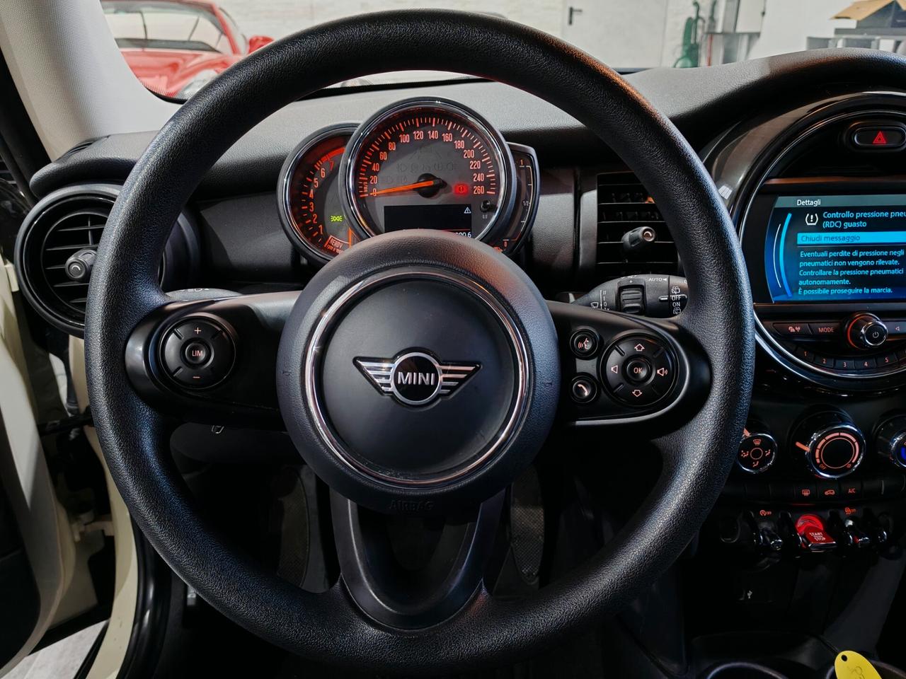 Mini 1.5 One 75 CV Baker Street