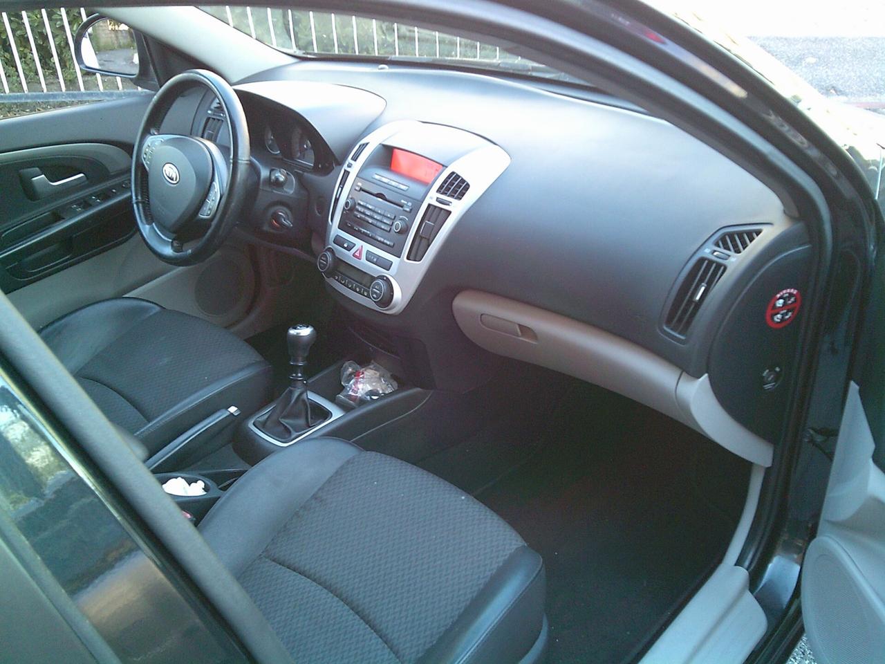 Kia Ceed cee'd Sp. Wag. 1.6 CRDi VGT 115CV EX