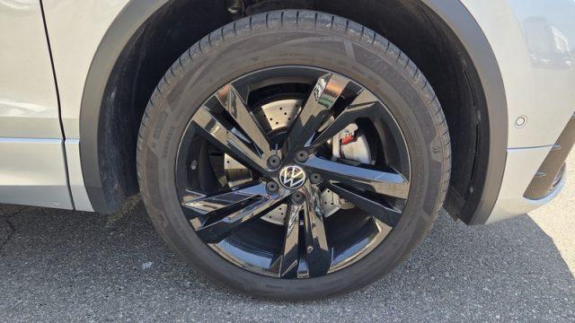 VOLKSWAGEN Tiguan 2.0 TDI 200 CV SCR DSG 4MOTION R-Line PERMUTE