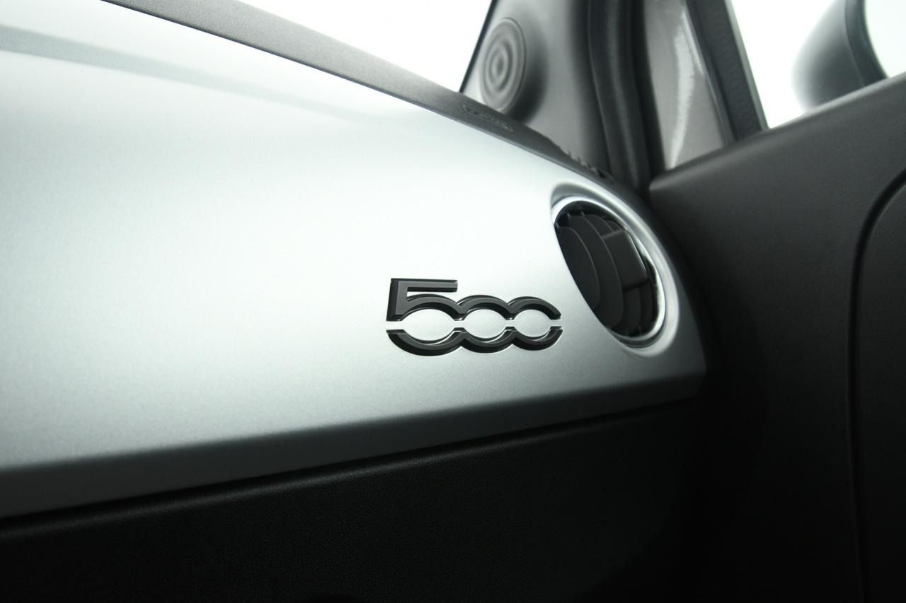 FIAT 500 1.0 hybrid Connect 70cv NEOPATENTATI+BLUETOOTH