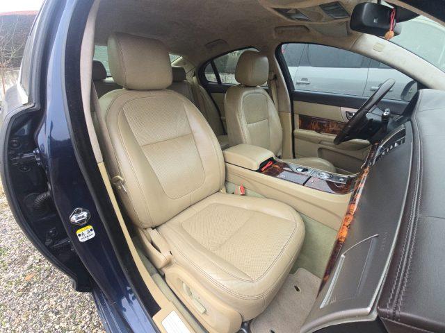 JAGUAR XF 2.7D V6 Premium Luxury MOTORE DA RIVEDERE