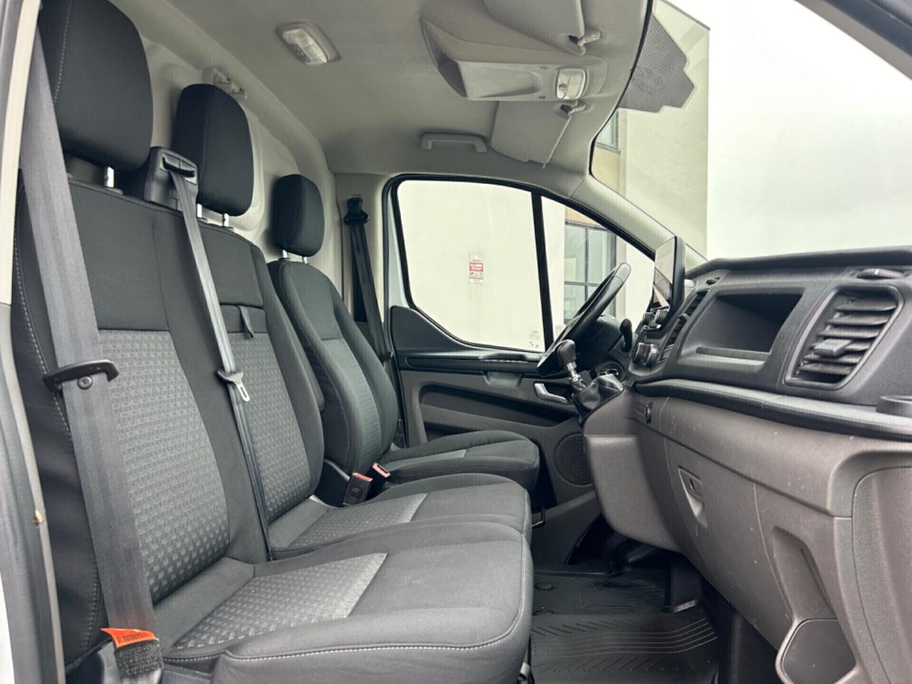 Ford Transit Custom 2.0 TDCi TITANIUM|UNIPRO
