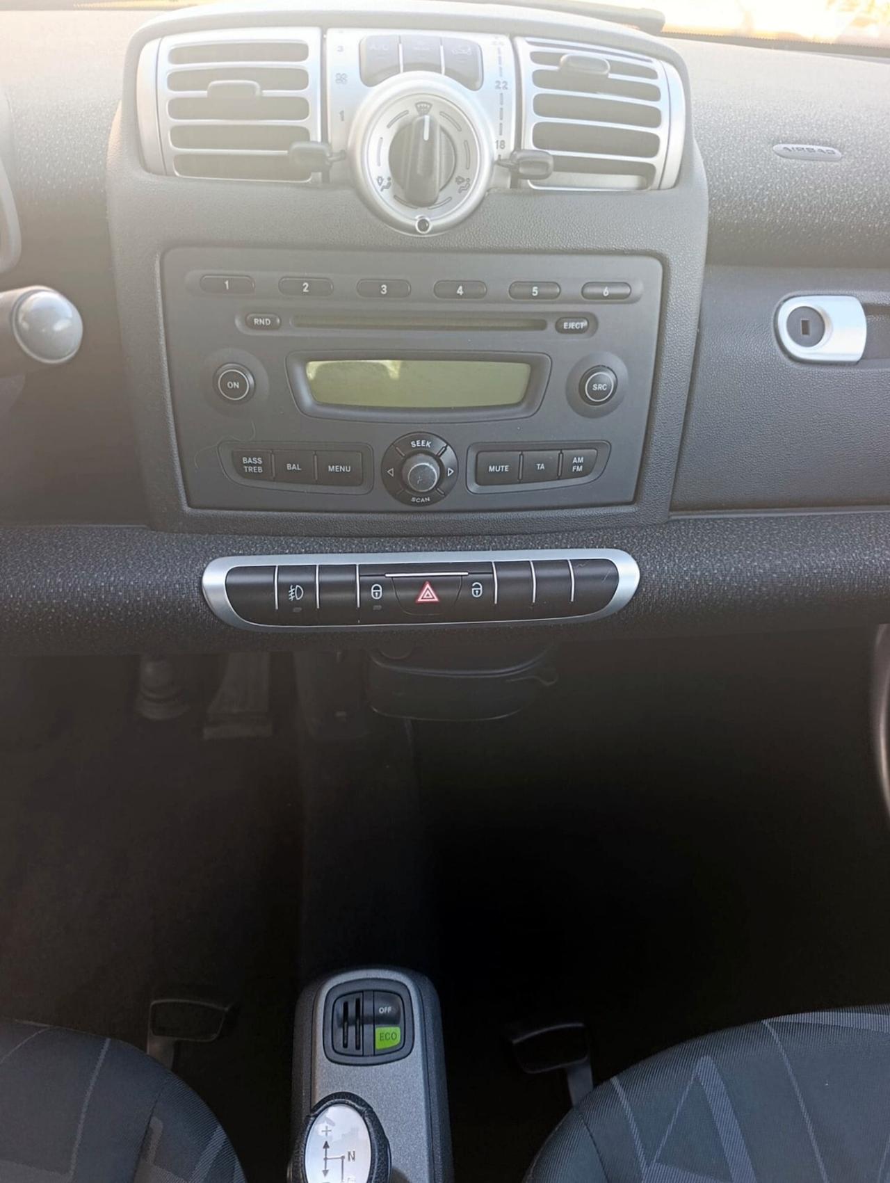 Smart ForTwo 1000 52 kW coupé passion solo 52000km