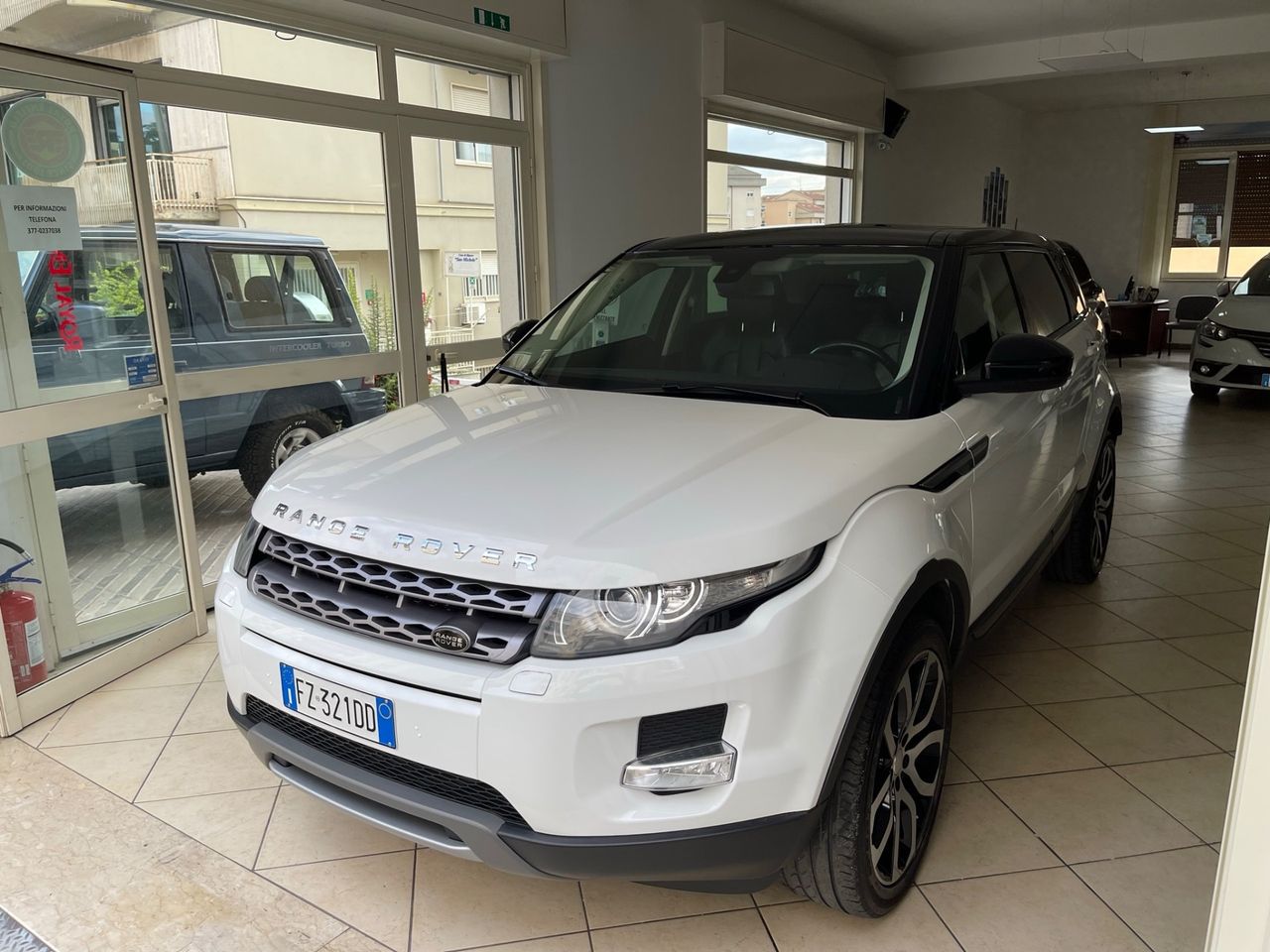 Land Rover Range Rover Evoque Range Rover Evoque 2.2 TD4 5p. Dynamic